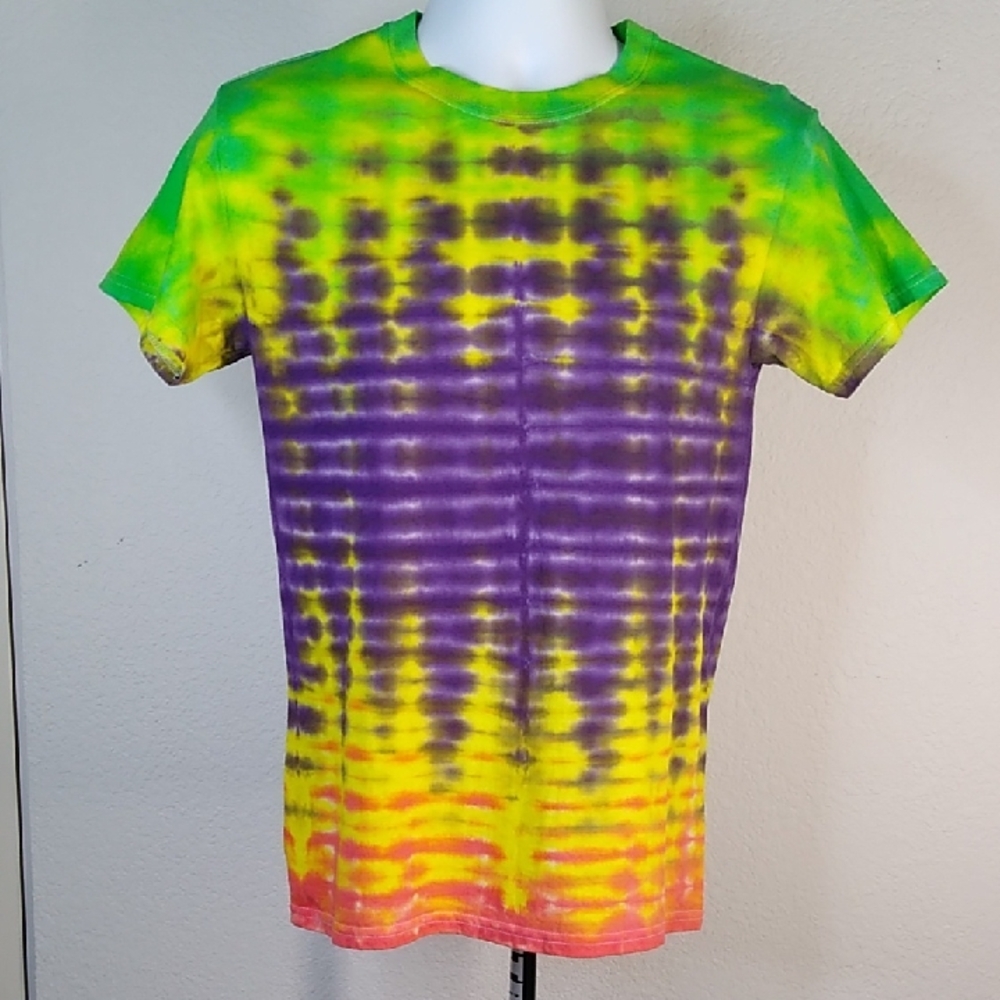 New Gildan Purple, Yellow,Green,Orange Tie-Dye T-Shirt - Picture 2 of 5